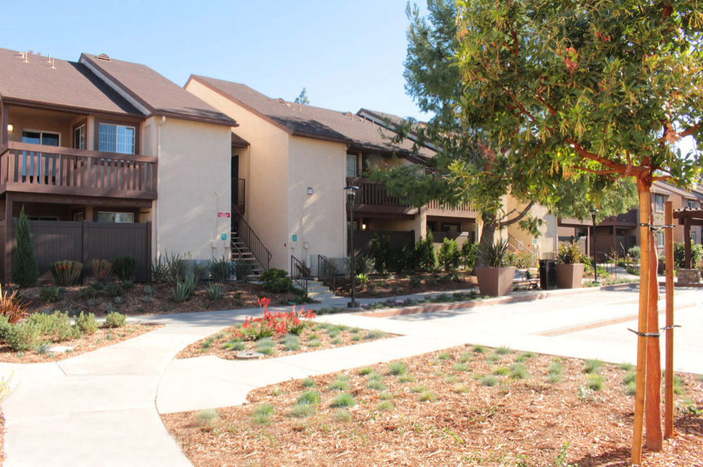 Thank you for viewing our Exteriors 9 at Rose Pointe Apartments in the city of Fullerton.